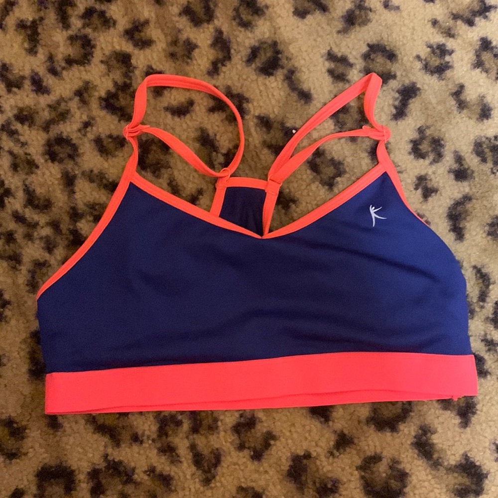 Danskin sports bra size small